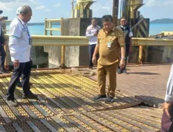 Jaga Kelancaran Logistik, Gubernur Babel Hidayat Arsani Percepat Perbaikan Dermaga Pelabuhan Sadai