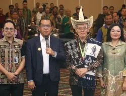 Di Tengah Ledakan AI, Gubernur NTT Melki Laka Lena Dorong Transformasi Pendidikan Guru