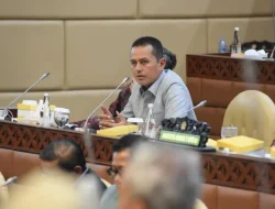 Jangan Tunggu Korban Berikutnya! Musa Rajekshah Desak Kemenhub Benahi Perlintasan Kereta di Sumut