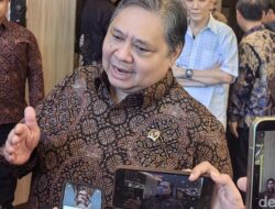 Harga Kemasan Picu Inflasi, Menko Airlangga Desak PMK Bea Masuk 0% Segera Diterbitkan