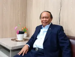 Muhidin M. Said Salurkan Makanan Siap Saji Untuk Para Penyintas Gempa di RS Torabelo Sigi